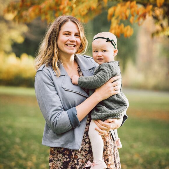 Meet your Posher, Elizabeth - Picture 1 of 1